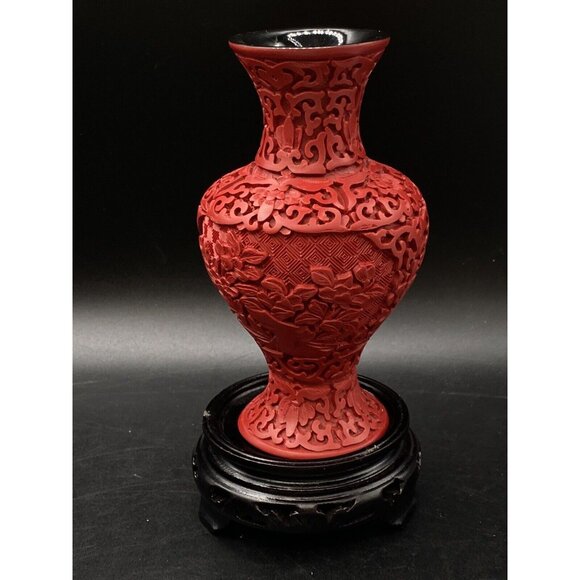 Red Cinnabar Carved Floral Decor 5 3/4' Vase on Wood Base - Picture 6 of 11